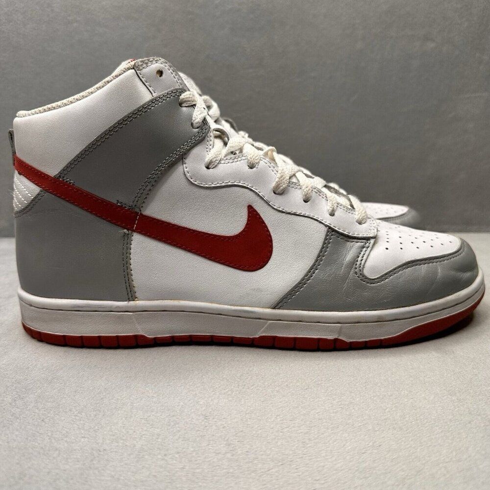 Nike Dunk High Mens Size 10.5 Shoes Metallic Silver Varsity Red‎ White 2007